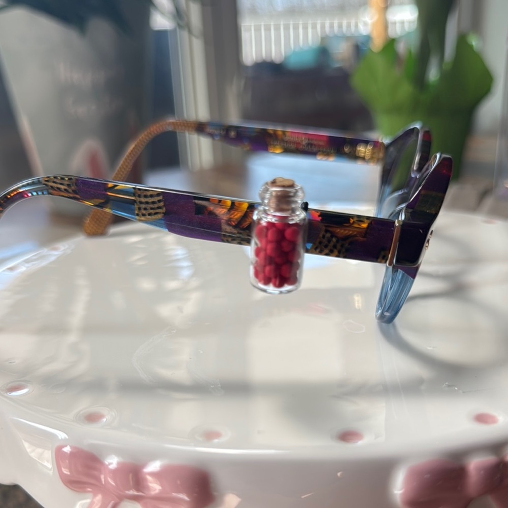 Seeds Glasses Decor